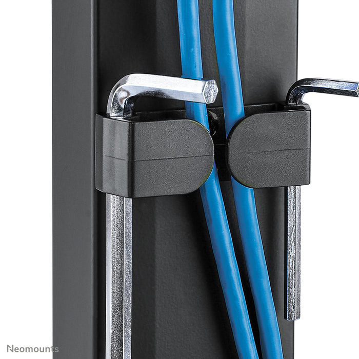 Neomounts FPMA-D865D noir est un support de bureau pour deux écrans plats jusqu'à 27 pouces (69 cm).