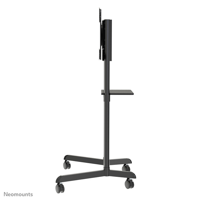 Neomounts NS-M1250 noir est un meuble mobile pour écrans plats jusqu'à 70 pouces (178 cm). Incl. plateau pour ordinateur portable - Noir